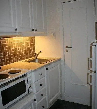 Kongensgate, Koselig Liten Leilighet, 5 Min Unna Sentrum Apartment